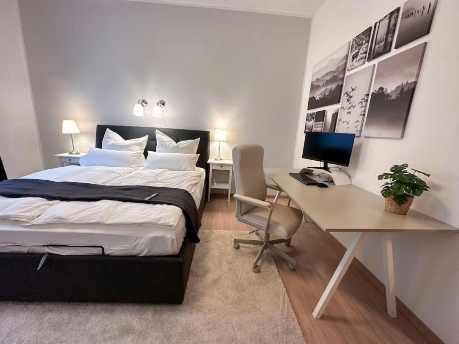 Modern City Apt. -With 2 Tv, Netflix And Work Desk Эссен Экстерьер фото